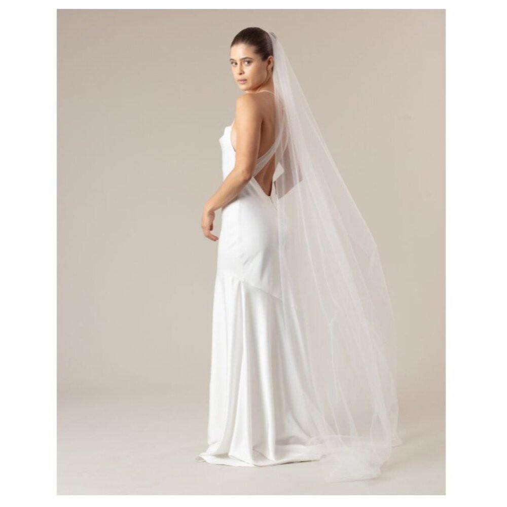 Ofrenda Studio Ursa Veil in Off White One Size New Womens Wedding Bridal Bride - Picture 13 of 13